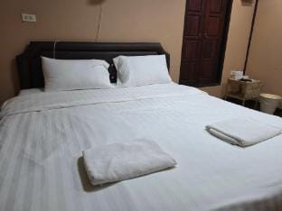 โฮมบึง HomeBueng Resort in Thailand