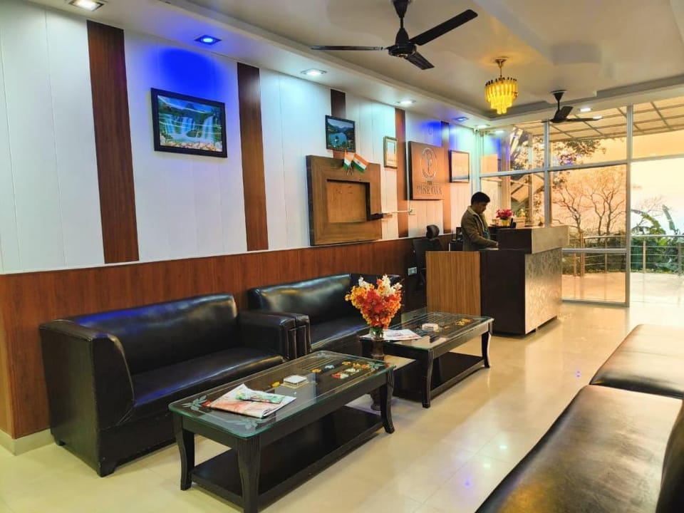 Pine Oak Resorts By TOFOH Hotel in Uttarakhand