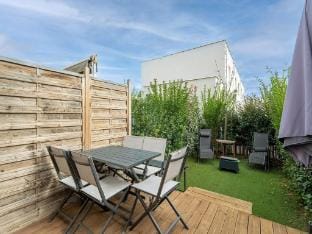 Villa in Serignan near Sandy Beach Villa in Occitanie