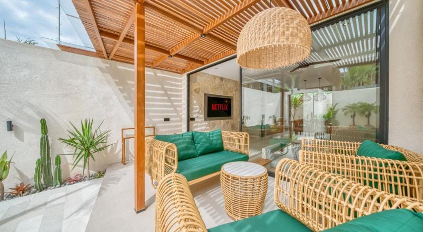 1BR Private Pool Villa Near Melasti Beach Hotel in Bali