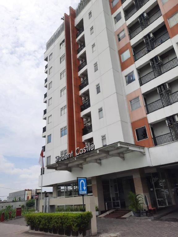 Student Castle Apartement Er HD Hotel in Special Region of Yogyakarta