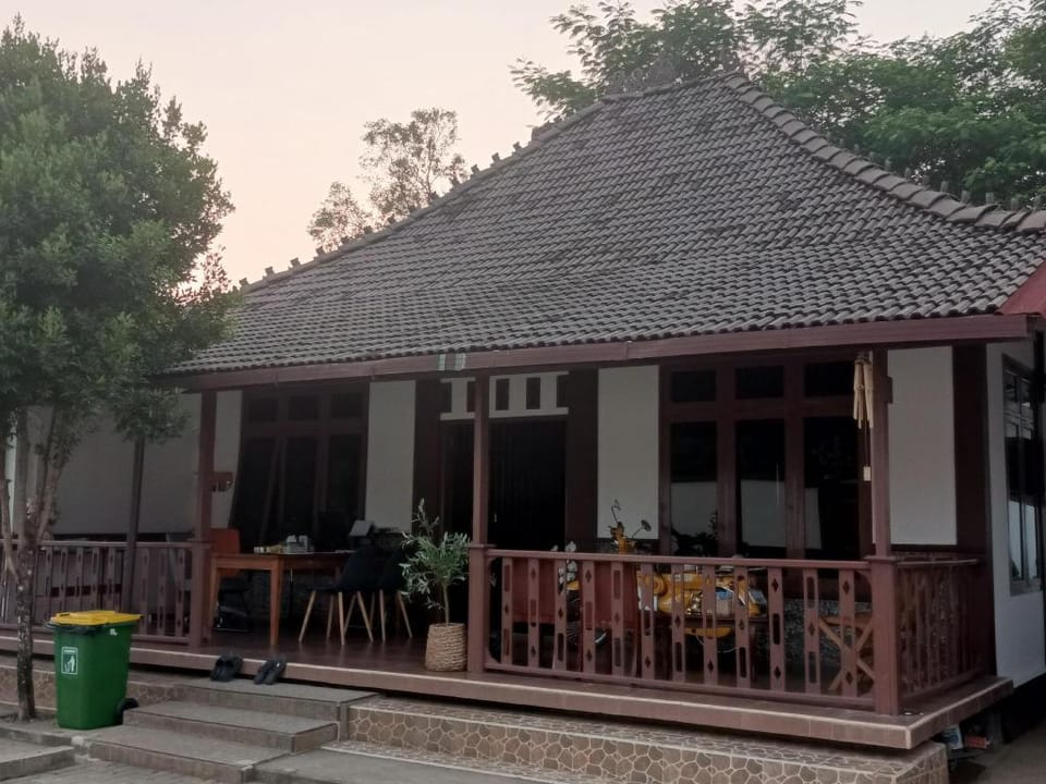 Kostel 77 Jepara Hotel in Indonesia