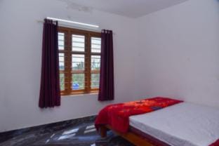 kolkumalai tent and room stay Luxury tent in Kerala