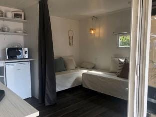 Lodge near Antwerp with Nature Trails Luxury tent in North Brabant (province)