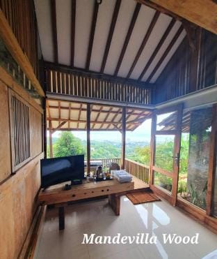 Mandevilla WOOD Dago Bandung Villa in Lembang