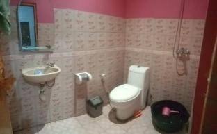 Homestay orange  Villa in Cisarua