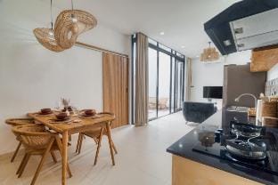 Villa Yulia: 3BR Brand New Villa - Kerobokan, Bali Villa in North Kuta