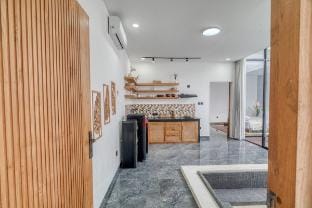 Villa Rosie: 1BR Brand New Villa in Kerobokan Villa in North Kuta