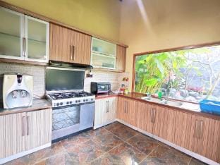 Shizuka Thee Villa in Parongpong