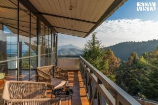 StayVista at The Edge of Sky Villa in Uttarakhand