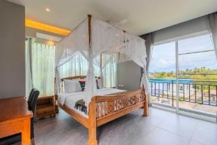 V256 Huge Modern 10BR ZipLine 3 Pools Fully Loaded Villa in Rawai