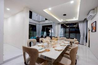 Walters House Pool Villa Pattaya Villa in Pattaya City