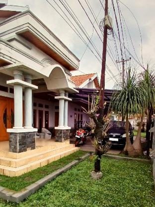 Villa Omaken Lembang Villa in Parongpong