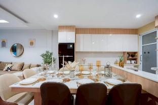 Hampton Place Pool Villa Pattaya Villa in Pattaya City