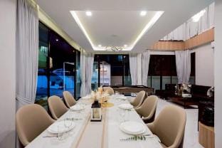 Ralph Pool Villa Pattaya Villa in Pattaya City