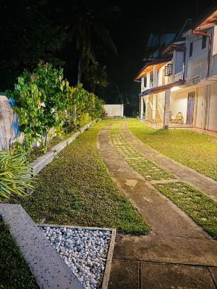 Homestead Villa Villa in Mirissa