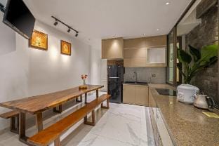 Do Villa 4BR Luxury Pool Villa near My Khe Beach Villa in Da Nang