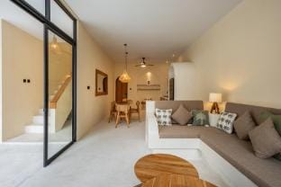 Sens 8 - 4BDR Villa Premium - 3 Min Echo Beach Villa in North Kuta