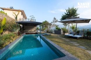 StayVista at The Edge Luxe Villa in Himachal Pradesh