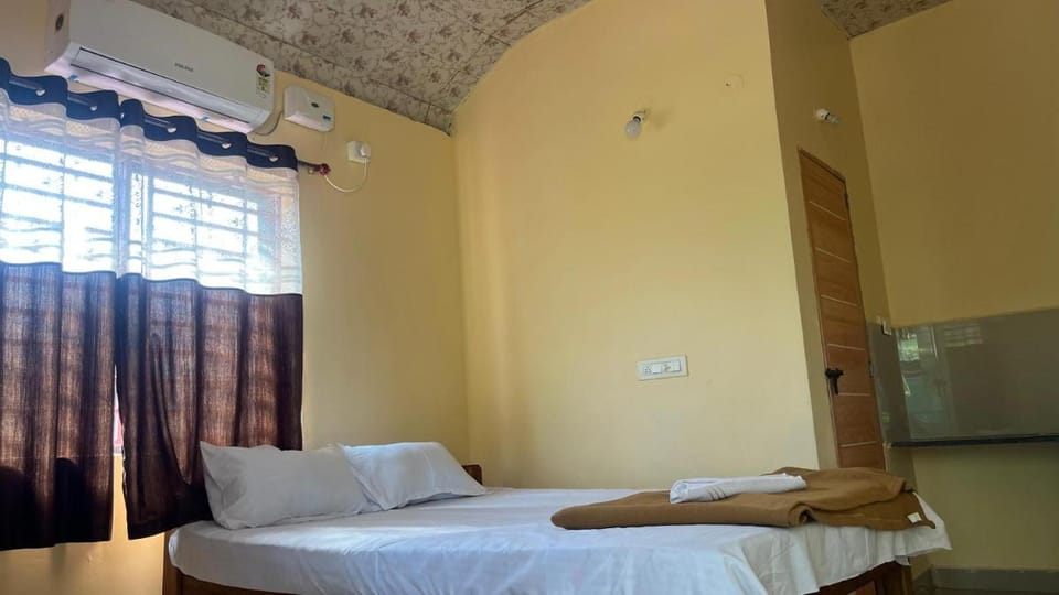 Stone Guest House Gokarna Bed and Breakfast in Karnataka