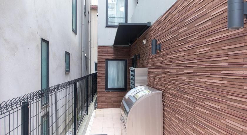 Tierra Mukojima Apartment in Japan