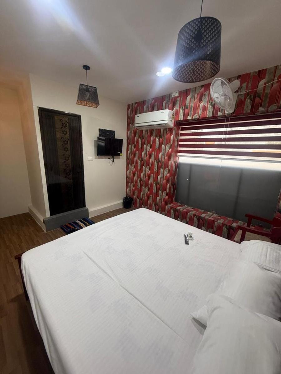 Cumins Residency Hotel in Puducherry