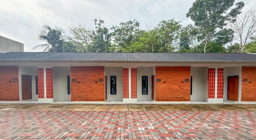 Nafia Homestay Syariah RedPartner near Sleman City Hall Hotel in Special Region of Yogyakarta