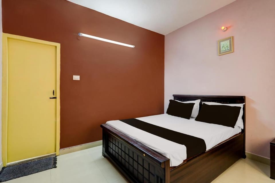 Hotel O Ramachandra Hospital Porur Formerly Raj Mahal Hotel in Chennai