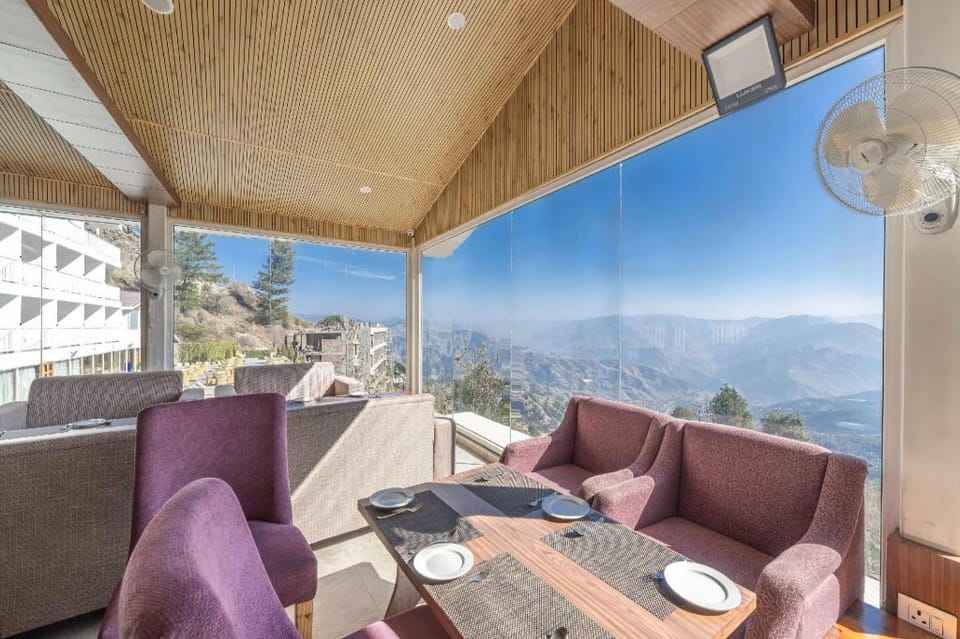 Echor KC Grand Kufri Hotel in Himachal Pradesh