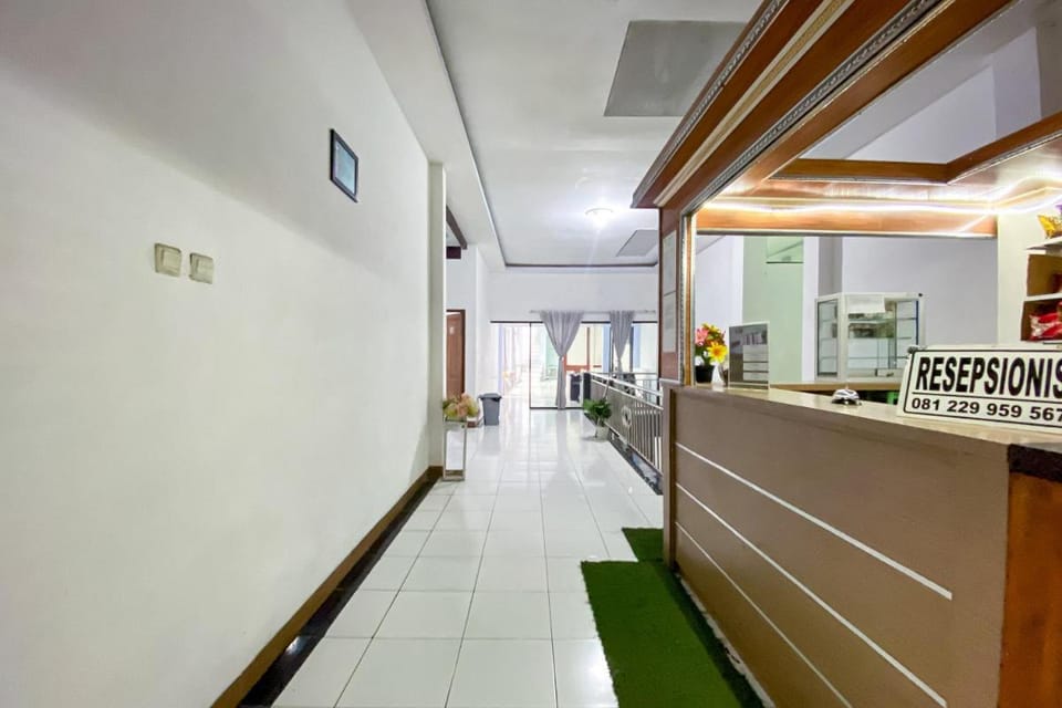 Hotel Tirta Jadi at Karangkobar Banjarnegara Mitra RedDoorz Hotel in Indonesia