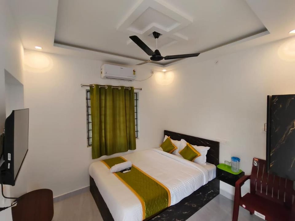 The Casa Luxes Bed and Breakfast in Puducherry
