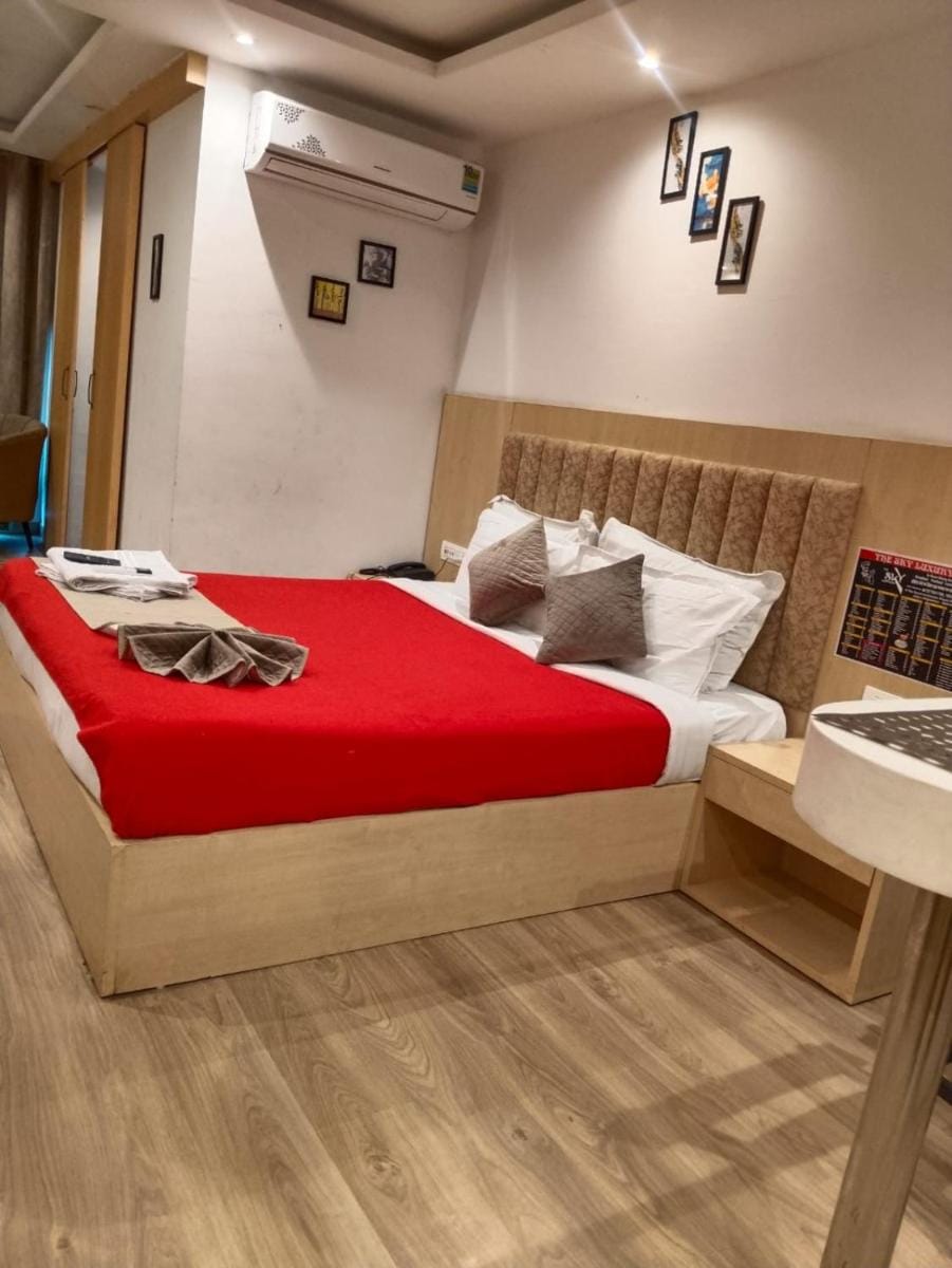 Urban Stay Grand Anukampa with Gym and Pool Hotel in Jaipur