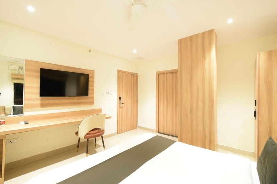 POP 84139J Hotel Rasballa Hotel in Telangana