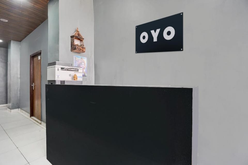 SPOT ON by OYO Isshu Hotel And Restaurant Hotel in Uttar Pradesh