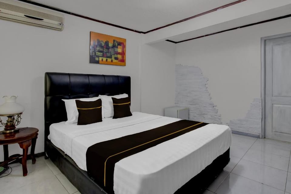 OYO 95051 Seven Trumpets Guest House Hotel in Special Region of Yogyakarta