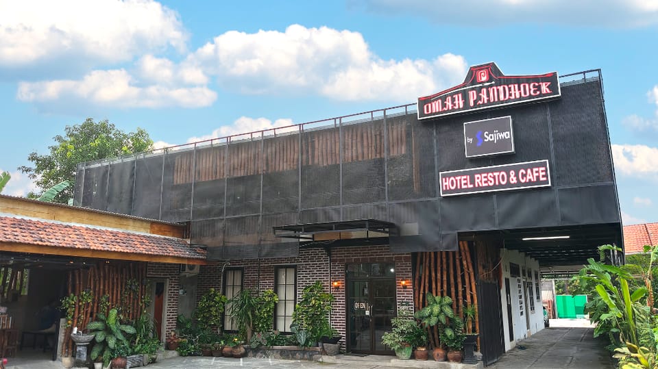 Omah Pandhoek Hotel Alun-Alun Nganjuk by Sajiwa Hotel in East Java