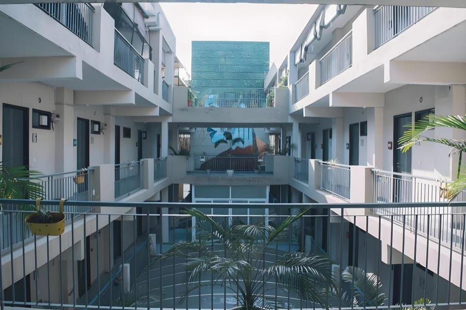 GoBravo Loft Living-IGI Aiport Kapashera New Delhi Hotel in Gurugram