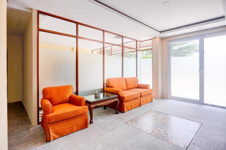 Dancenter Nagoya Hill Hotel in Riau Islands, Indonesia
