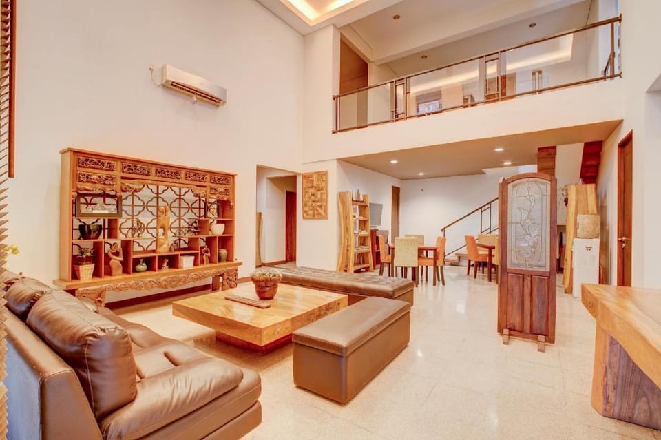 Dancenter Terogong Sembilan Hotel in South Jakarta City