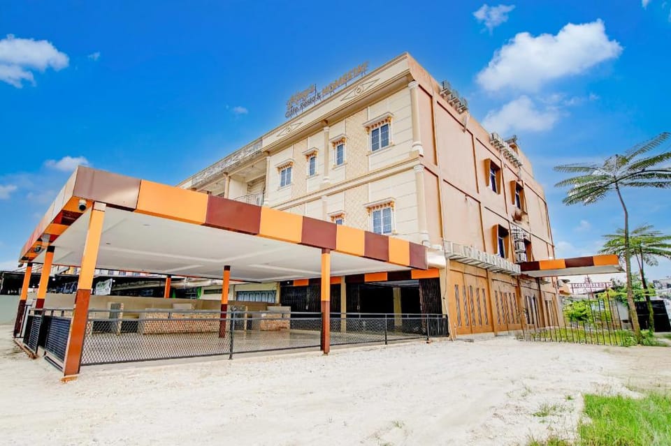 Dancenter King's Homestay Hotel in West Sumatra, Indonesia