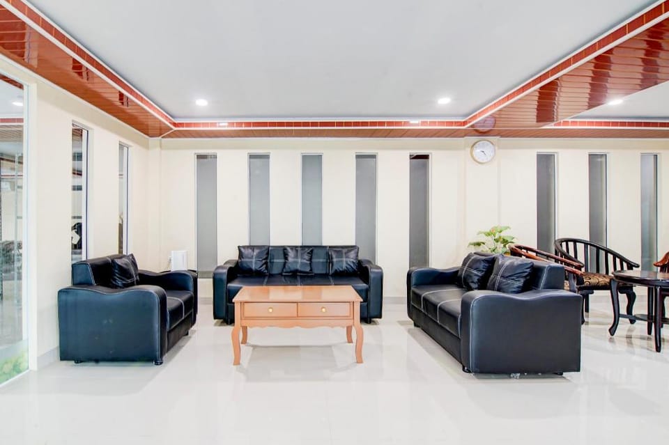 Dancenter King's Homestay Hotel in West Sumatra, Indonesia