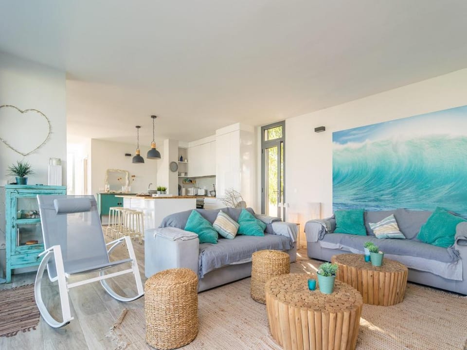 Casa Del Mar - Villa With Private Pool. Free Wifi Hotel in Son Serra de Marina