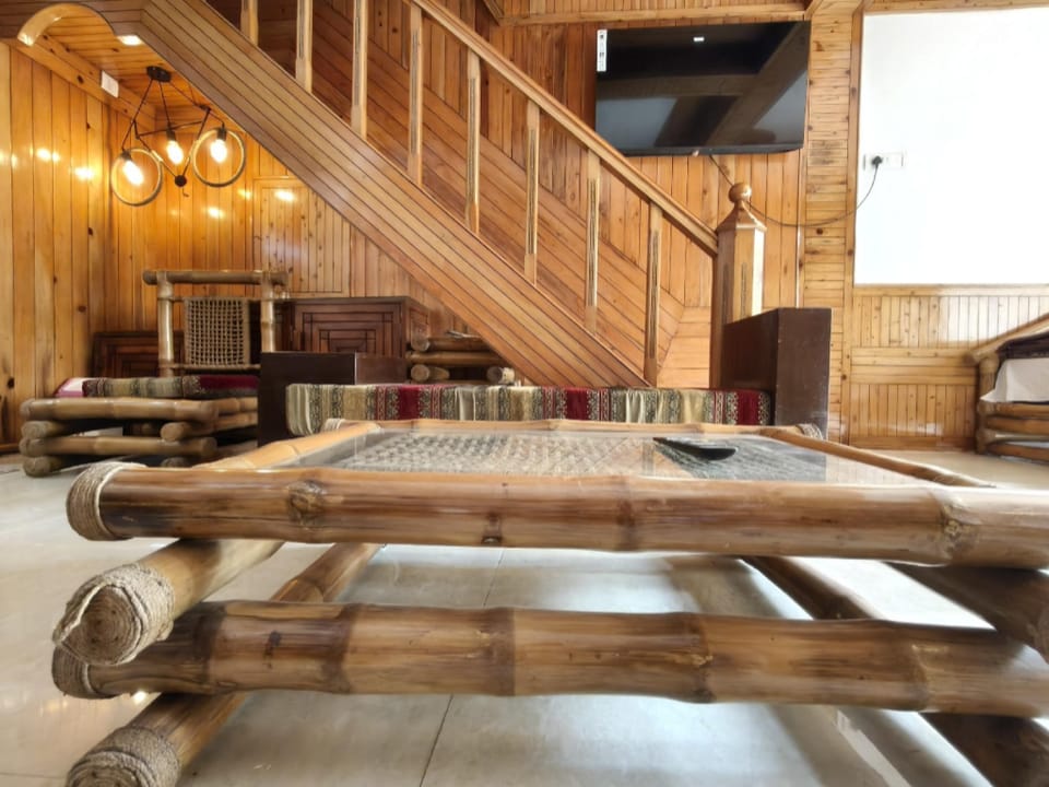 Goroomgo The Gwen Stays Nainital Hotel in Uttarakhand