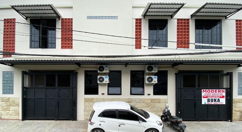 Modern D'Kost RedPartner near Roxy Mall Jember Hotel in East Java