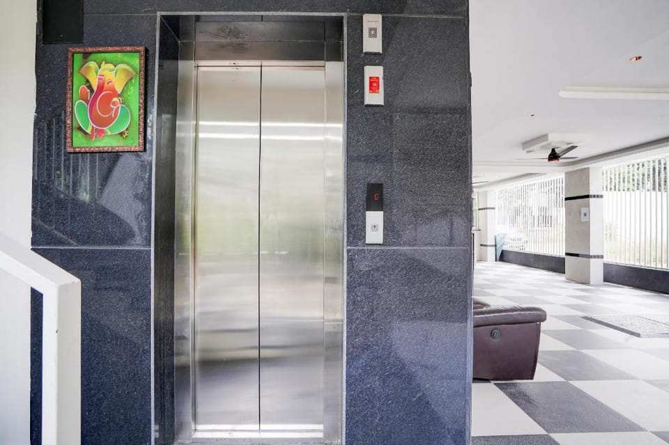 Hotel O by OYO Dwarka Comfort Hotel in Bengaluru