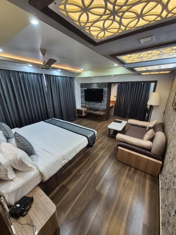 Green Vista Resort & Restro Cloudway Hotel in West Bengal