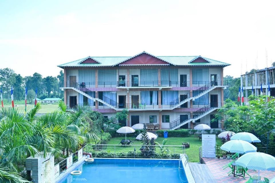 Green Vista Resort & Restro Cloudway Hotel in West Bengal