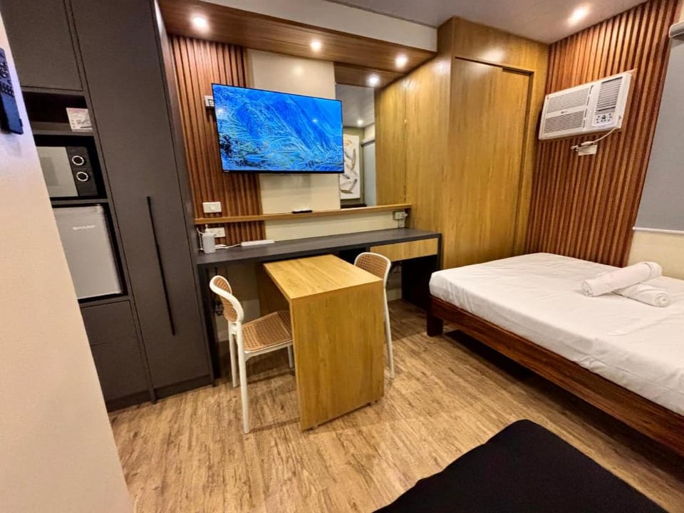 Berkeley Dnk Flats Hotel in Calabarzon