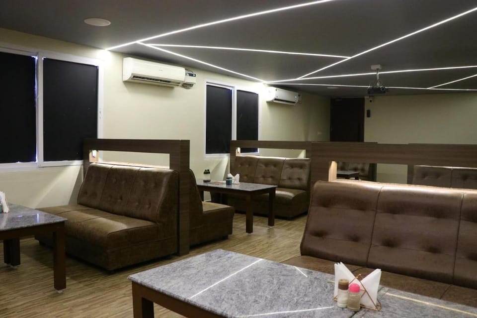 S the hotel Hotel in Tamil Nadu
