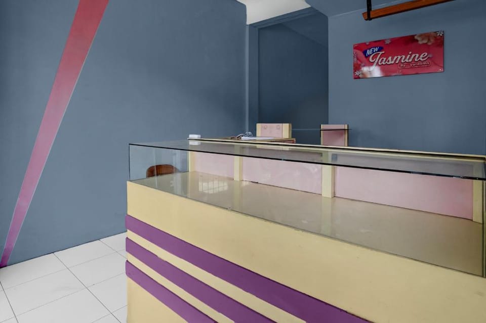 Hotel O Jasmine Guest House Hotel in East Java